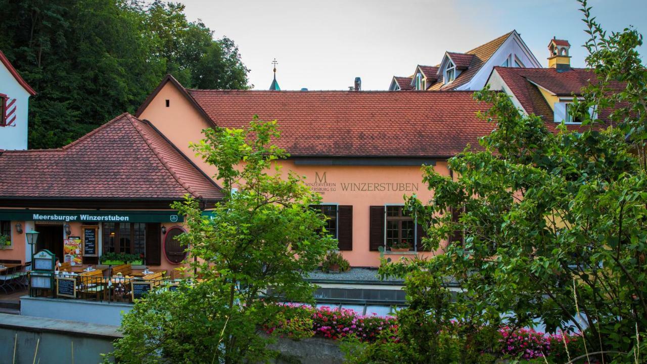 Hotel & Gaestehaus Seehof Meersburg Bagian luar foto
